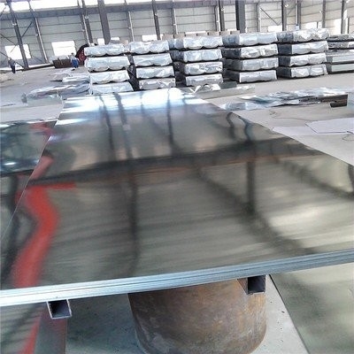 Dx51d Z275 Pelat Logam Galvanis yang Dicelup Panas 18 20 24 26 Gauge