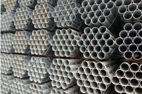 1.2-15.7mm Tebal Bahan Baja GI Pipa Baja Bulat Galvanis yang Dicelup Panas