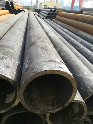 ERW Carbon Steel Seamless Tube Uniform Zinc Coating Untuk Konstruksi