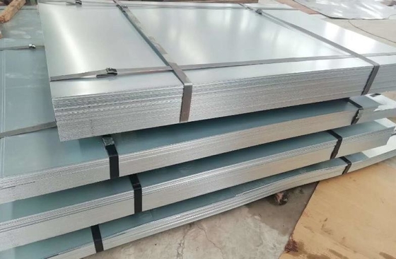 Dx51d Z275 GI Steel Material Bright Finished Galvanized Steel Coils Untuk Konstruksi