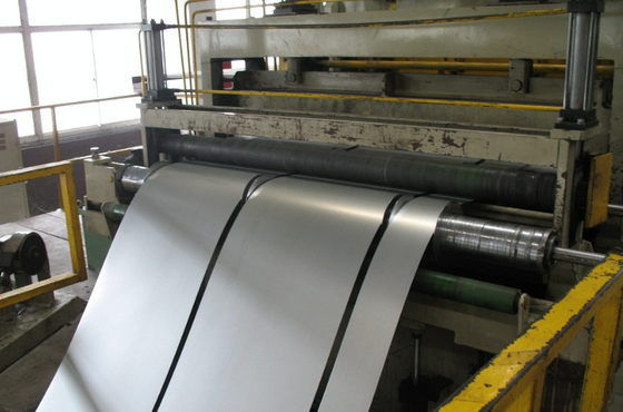 Hot Dipped GI Galvanized Steel Coils SGCC Untuk Konstruksi